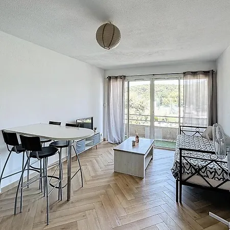 Apartment Charmant Studio Confort